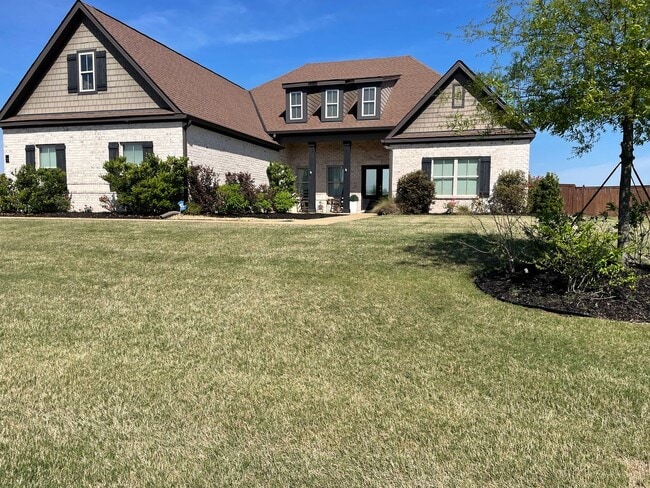 72 Ava Ln in Wetumpka, AL - Building Photo - Building Photo