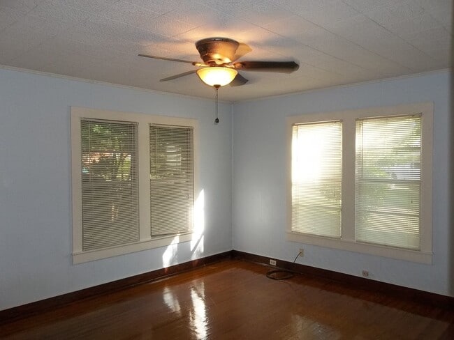 1415 N Wall St in Belton, TX - Building Photo - Building Photo