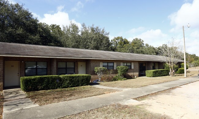 Andora Villas Apartments in Pace, FL - Foto de edificio - Building Photo