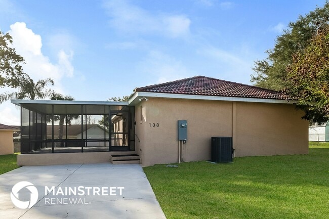 108 Lantern Ln