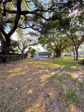 2225 Taylor St in Hollywood, FL - Building Photo - Building Photo