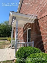 4973 Pleasant Grove Dr in Wilmington, NC - Foto de edificio - Building Photo