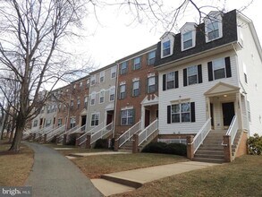 12830 Rexmore Dr in Germantown, MD - Building Photo - Building Photo