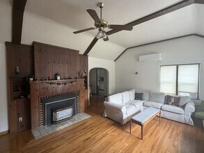 324 Mansion Ave in Chico, CA - Building Photo - Building Photo