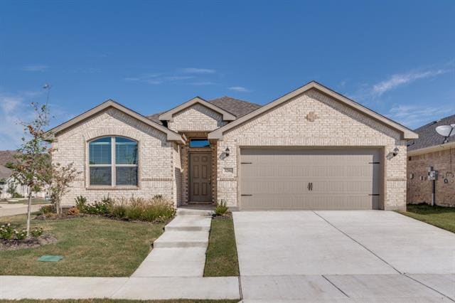 3206 Cumby Dr in Royse City, TX - Building Photo