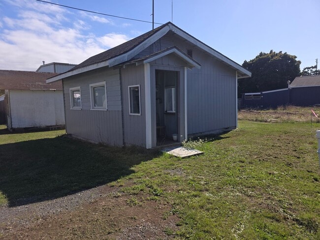 property at 1575 Oregon St