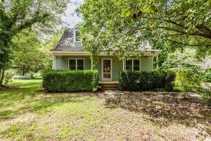 1012 Windward Psge in Knightdale, NC - Building Photo