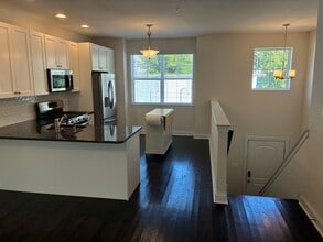 605 Apple St in Conshohocken, PA - Building Photo - Building Photo