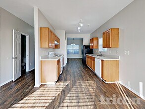 3728 Charterhall Ln in Charlotte, NC - Foto de edificio - Building Photo