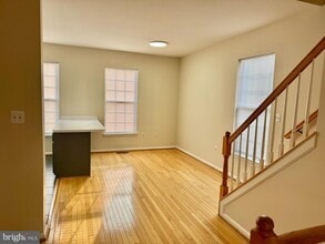 15714 Lansdale Pl in Montclair, VA - Building Photo - Building Photo