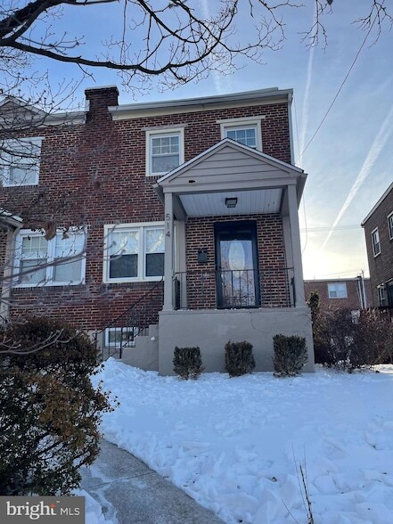 property at 514 W 39th St