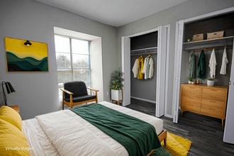 Devon Park Apartments in Dallas, TX - Building Photo - Building Photo