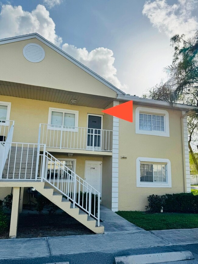 1708 Palm Beach Trace Dr