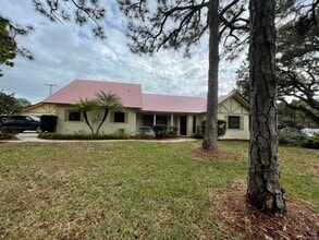 1970 SE Salerno Rd in Stuart, FL - Building Photo - Building Photo