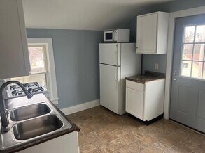 176 E 2nd St, Unit 176 in Fond du Lac, WI - Foto de edificio - Building Photo