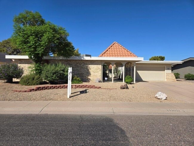 property at 11021 W Welk Dr