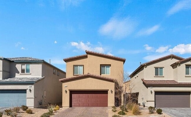 7462 Dragonfruit Ave in Las Vegas, NV - Building Photo - Building Photo