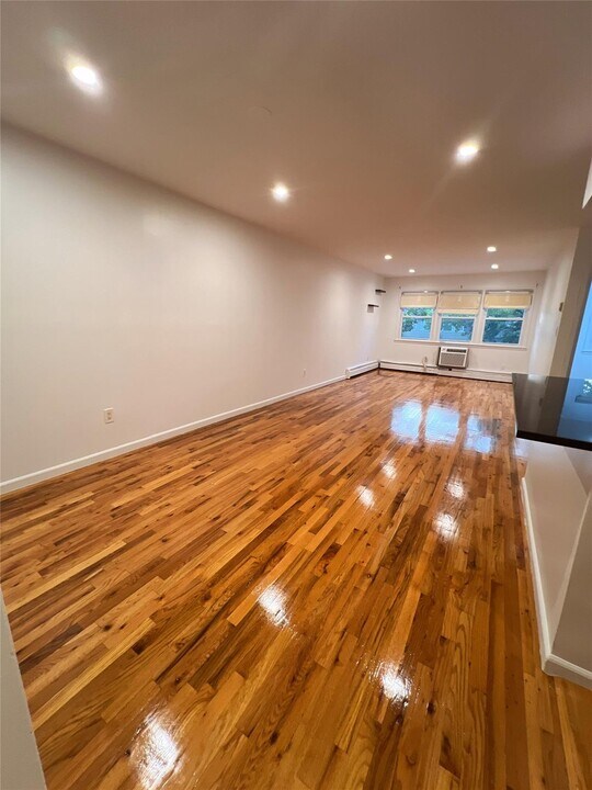 240- 10 68th Ave in Queens, NY - Building Photo