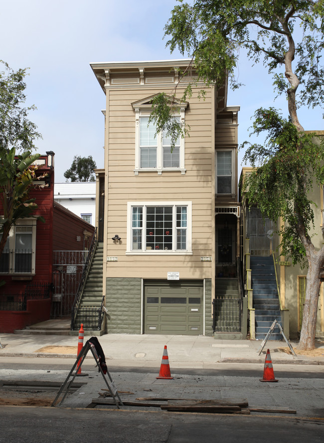 2750 Folsom St in San Francisco, CA - Building Photo - Building Photo