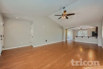 19906 100th Ave Ct E in Graham, WA - Building Photo - Building Photo