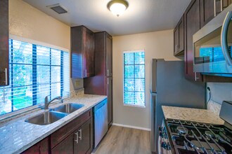 8538 Summerdale Rd in San Diego, CA - Building Photo - Building Photo