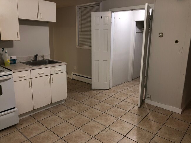 14 Marion St, Unit 1