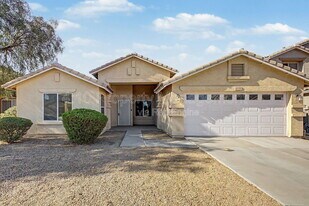 6508 W Hilton Ave in Phoenix, AZ - Building Photo