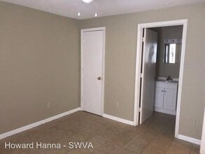 113 E Henry St in Lexington, VA - Building Photo - Building Photo