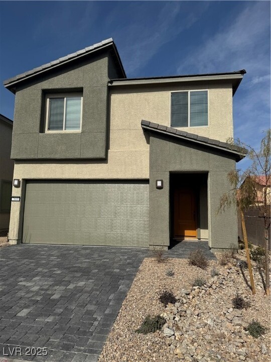 7660 Blythewood Ct in Las Vegas, NV - Building Photo