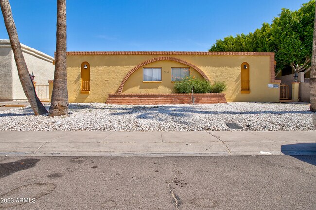7850 E Glenrosa Ave in Scottsdale, AZ - Building Photo - Building Photo