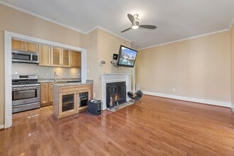 3616 Connecticut Ave NW, Unit 407 in Washington, DC - Foto de edificio - Building Photo