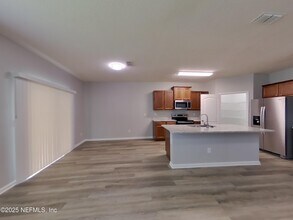 372 Harley Dr in Jacksonville, FL - Building Photo - Building Photo