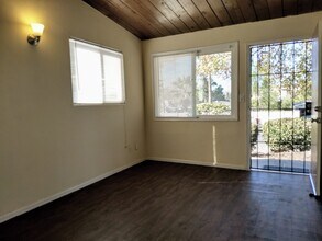 5013 Williams Ave, Unit 5013 in La Mesa, CA - Foto de edificio - Building Photo