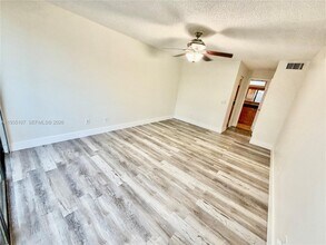 11336 NW 16th St in Pembroke Pines, FL - Building Photo - Building Photo