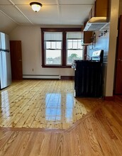 10 Symonds St-Unit -3 in Salem, MA - Building Photo - Building Photo