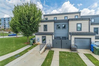 472 Martin St SE in Atlanta, GA - Foto de edificio - Building Photo