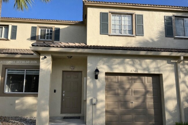 4746 Lago Vista Dr in Coconut Creek, FL - Building Photo - Building Photo