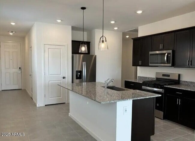 3054 Lilly Jane Wy in San Tan Valley, AZ - Foto de edificio - Building Photo