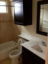 4420 Red River St in Austin, TX - Building Photo - Building Photo