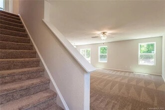 1140 Winding Creek Rd in Granite Quarry, NC - Foto de edificio - Building Photo