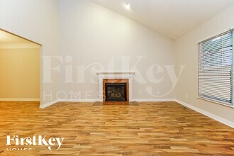 101 Brenden Loop, Unit B-315 in Delaware, OH - Foto de edificio - Building Photo