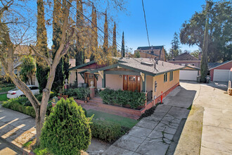 242-244 Ramona St in Palo Alto, CA - Building Photo - Building Photo