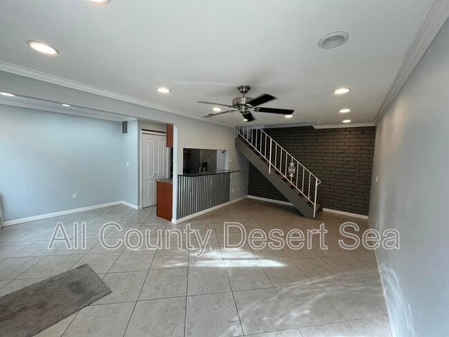 16404 Vista Roma Cir in Huntington Beach, CA - Building Photo - Building Photo