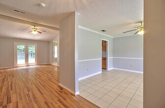 210 Easy St in Hinesville, GA - Building Photo - Building Photo