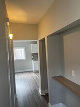 1510 Queen Ave NE in Grand Rapids, MI - Building Photo - Building Photo