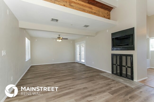 8713 W Jefferson St in Peoria, AZ - Building Photo - Building Photo