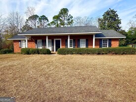 107 Belair Dr in Statesboro, GA - Building Photo