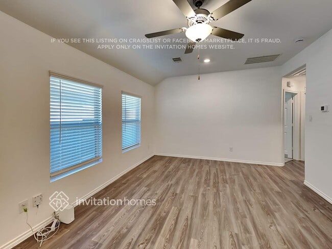 18823 Orvieto Ct in Roman Forest, TX - Foto de edificio - Building Photo