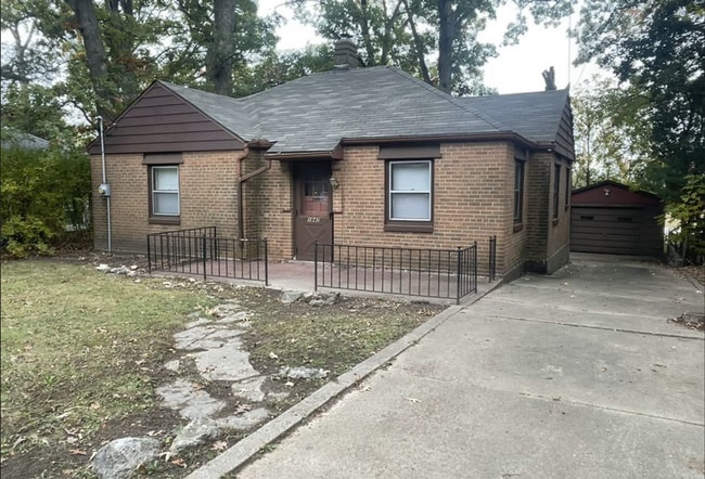 property at 1847 Shady Crest St