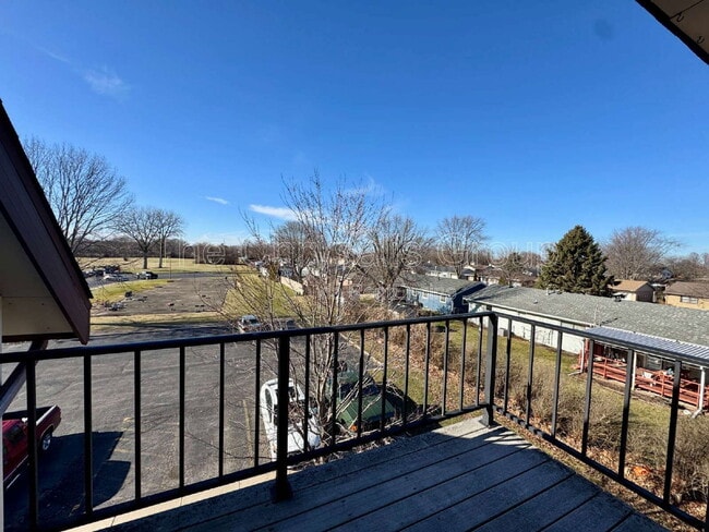 2406 Marquette Rd in Peru, IL - Building Photo - Building Photo